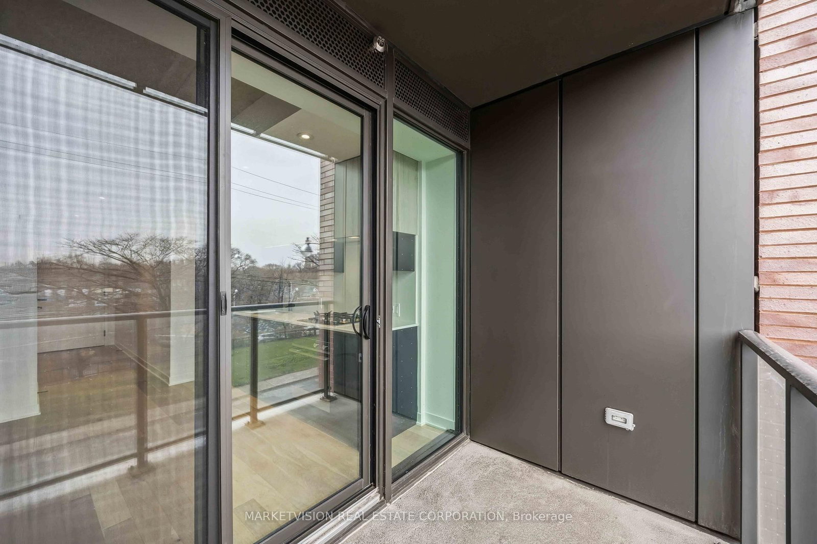 2625 Dundas Street W, Unit 308 - Photo 12