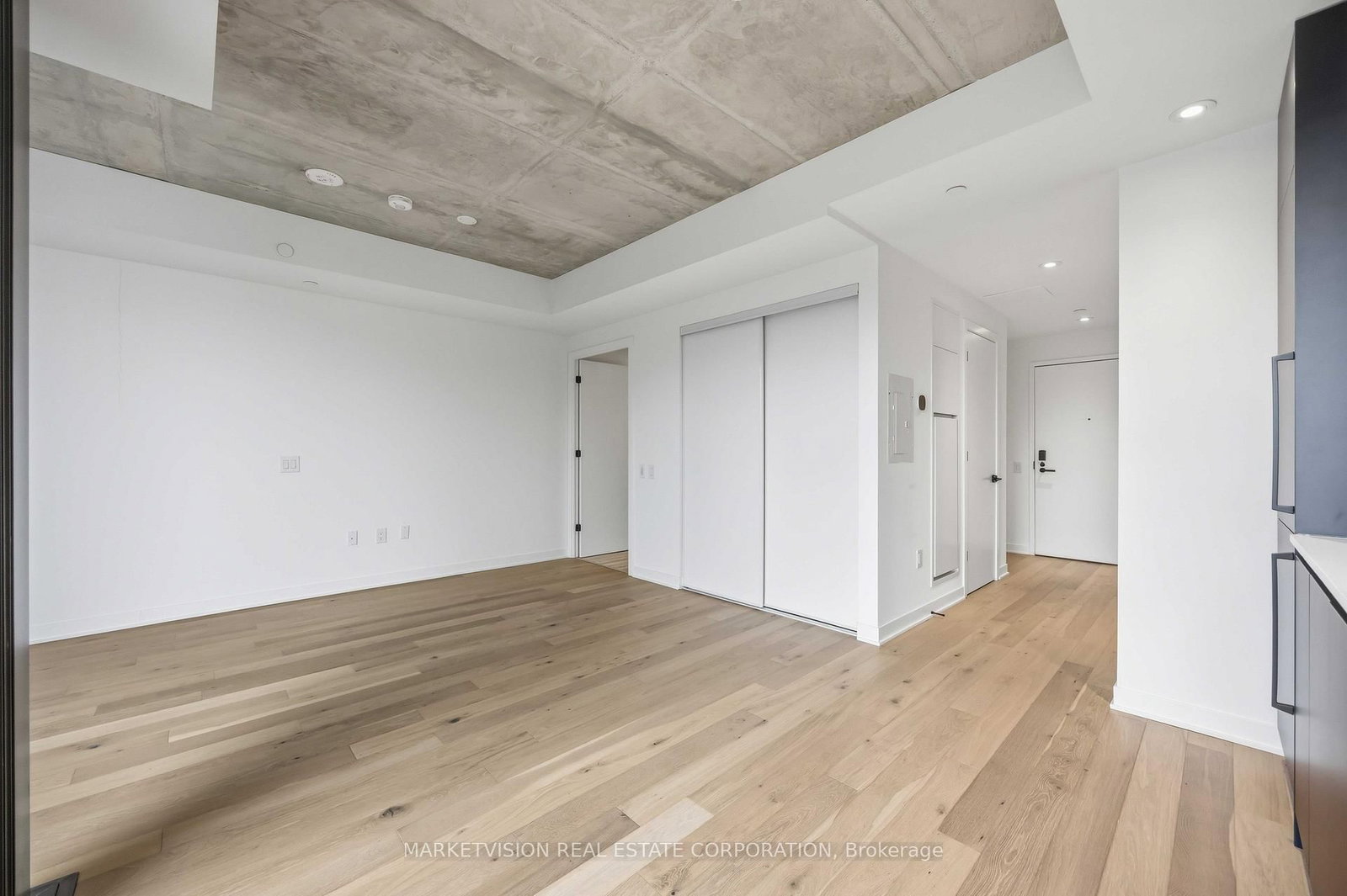 2625 Dundas Street W, Unit 308 - Photo 5