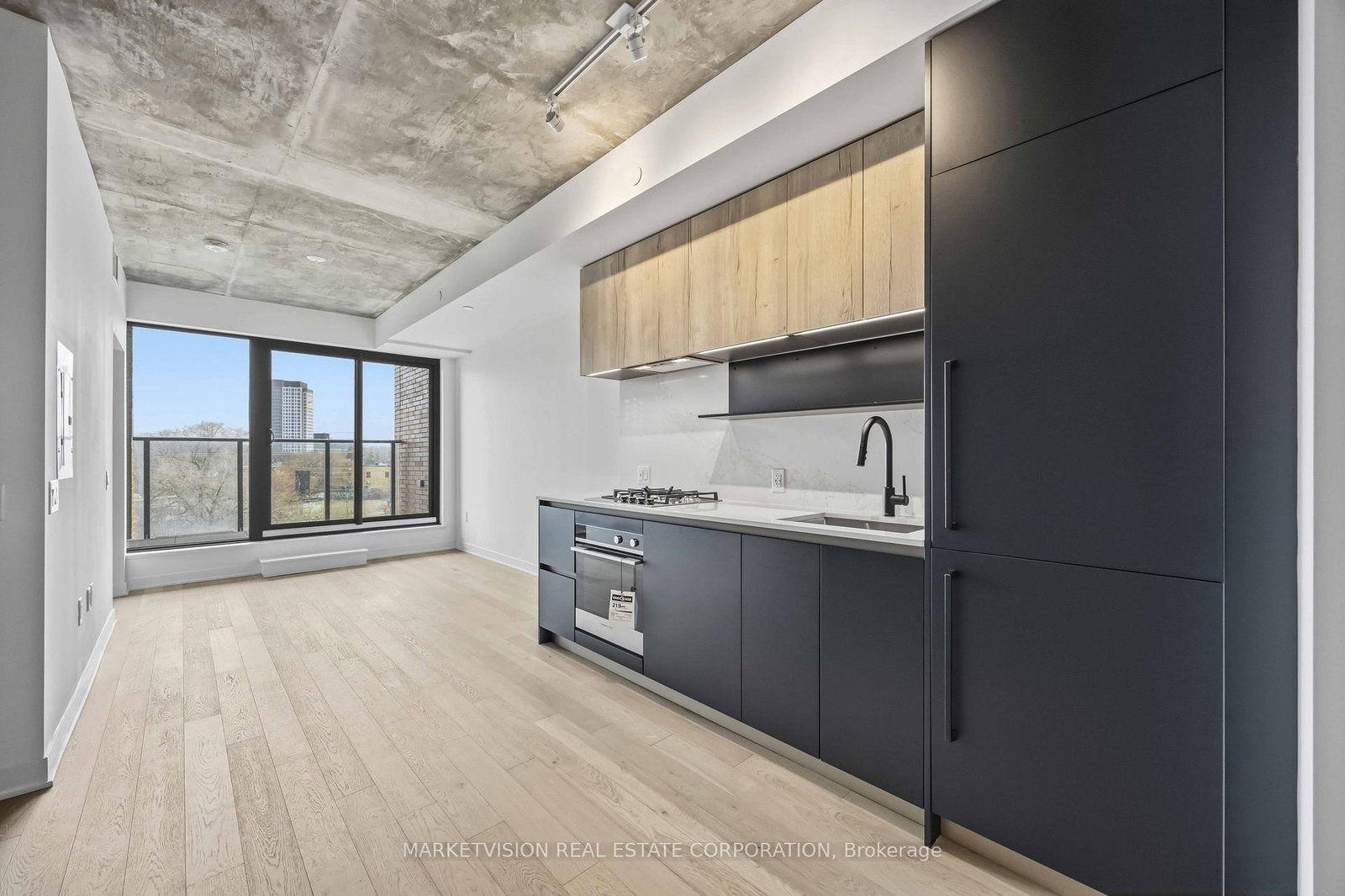 2625 Dundas Street W, Unit 509 - Photo 3