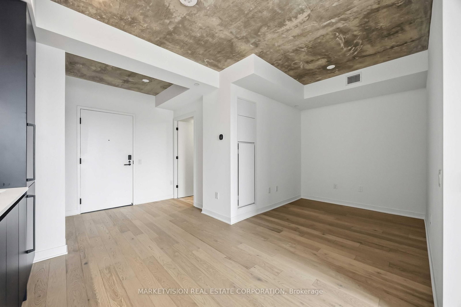 2625 Dundas Street W, Unit 509 - Photo 4