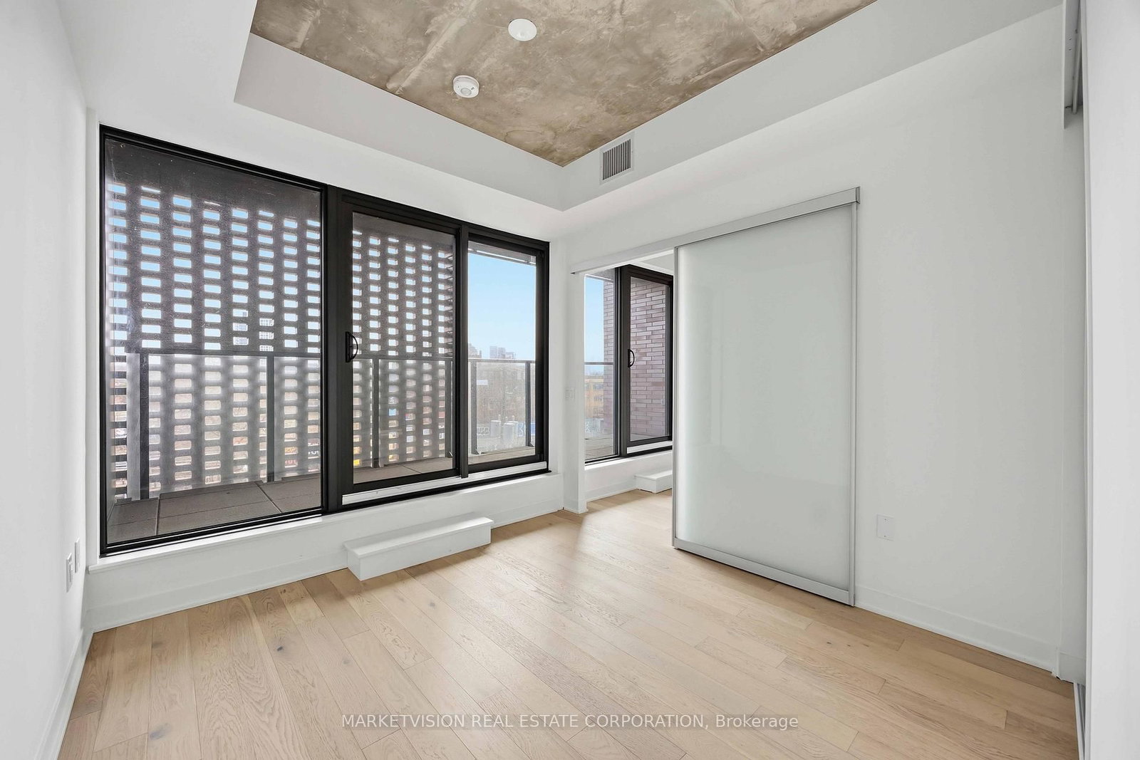 2625 Dundas Street W, Unit 509 - Photo 7