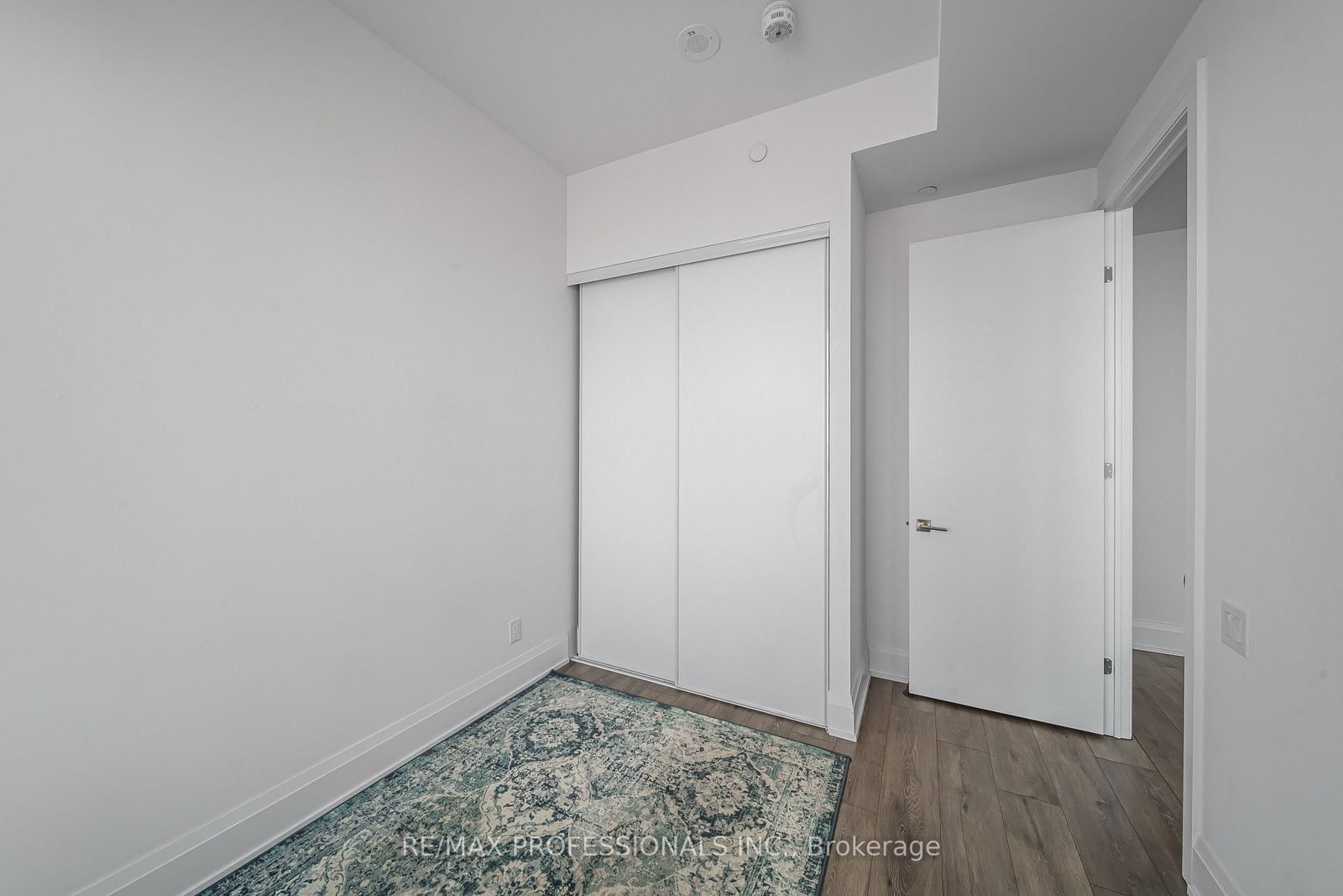 20 Brin Drive, Unit 2005 - Photo 14