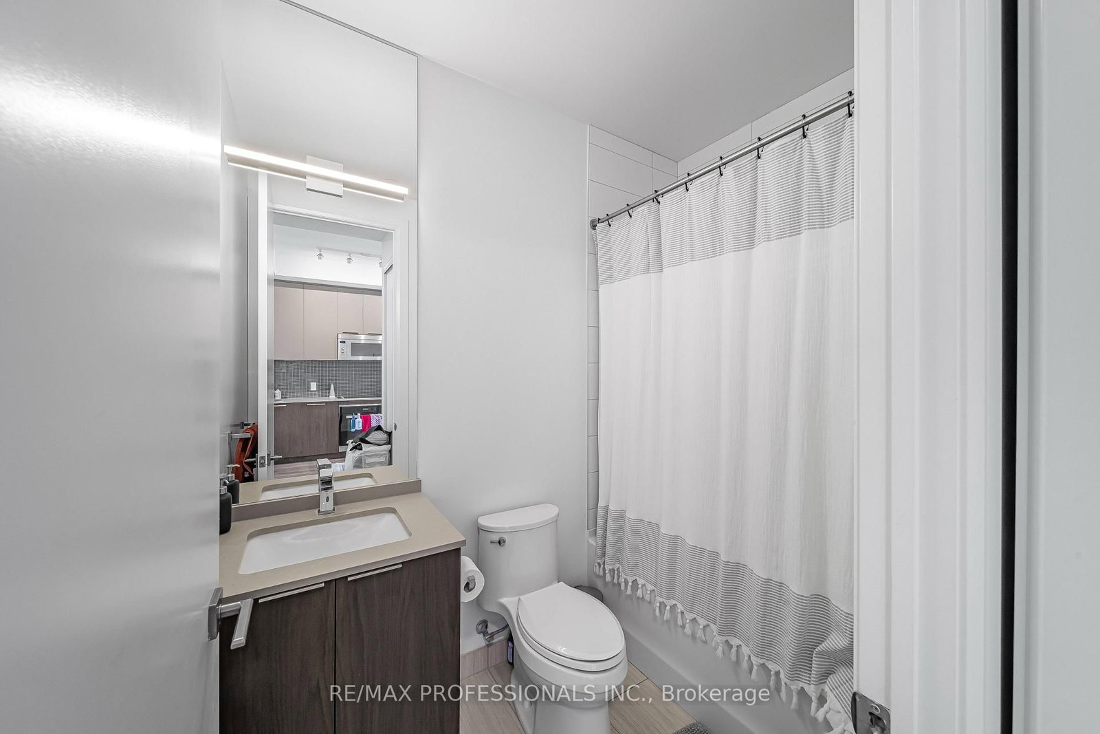 20 Brin Drive, Unit 2005 - Photo 6