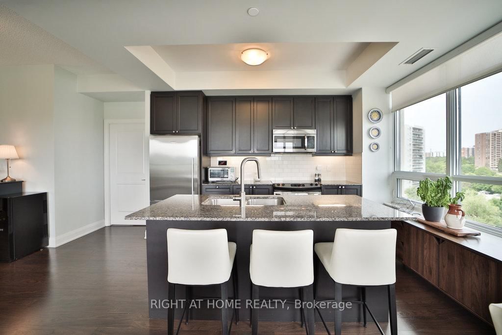 25 Fontenay Court, Unit 808 - Photo 13