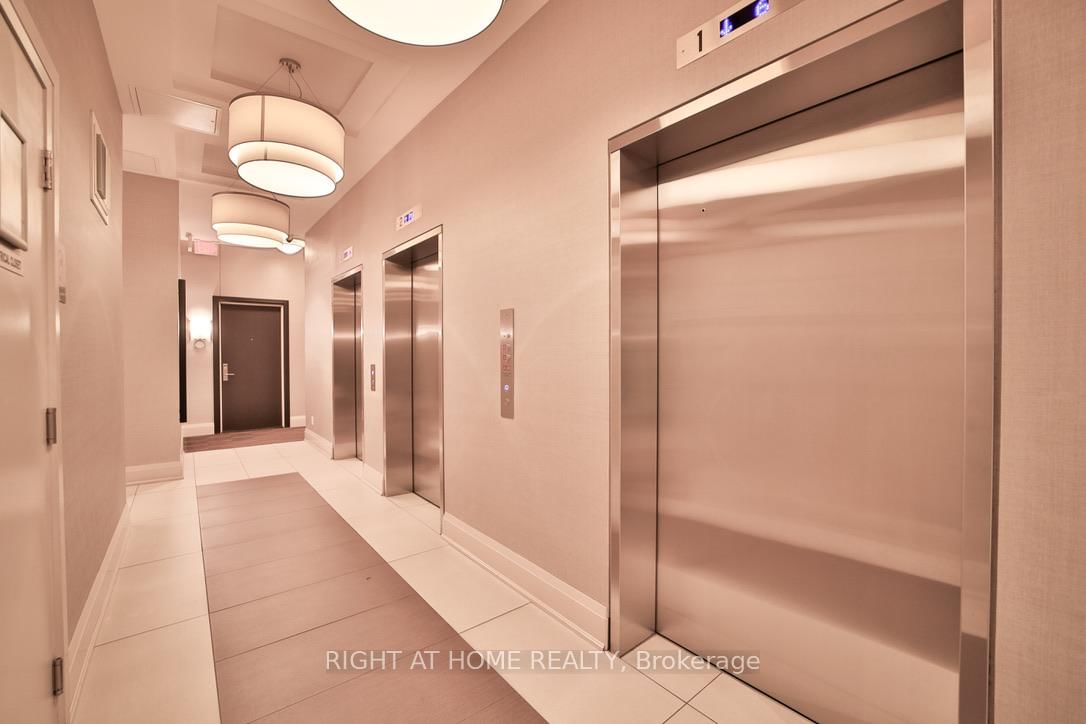 25 Fontenay Court, Unit 808 - Photo 4