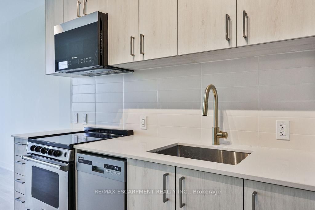 8010 DERRY Road, Unit 304 - Photo 13