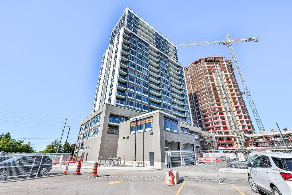 8010 DERRY Road, Unit 304 - Photo 4