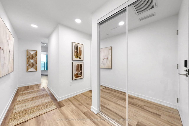 208 - 6 Chartwell Road