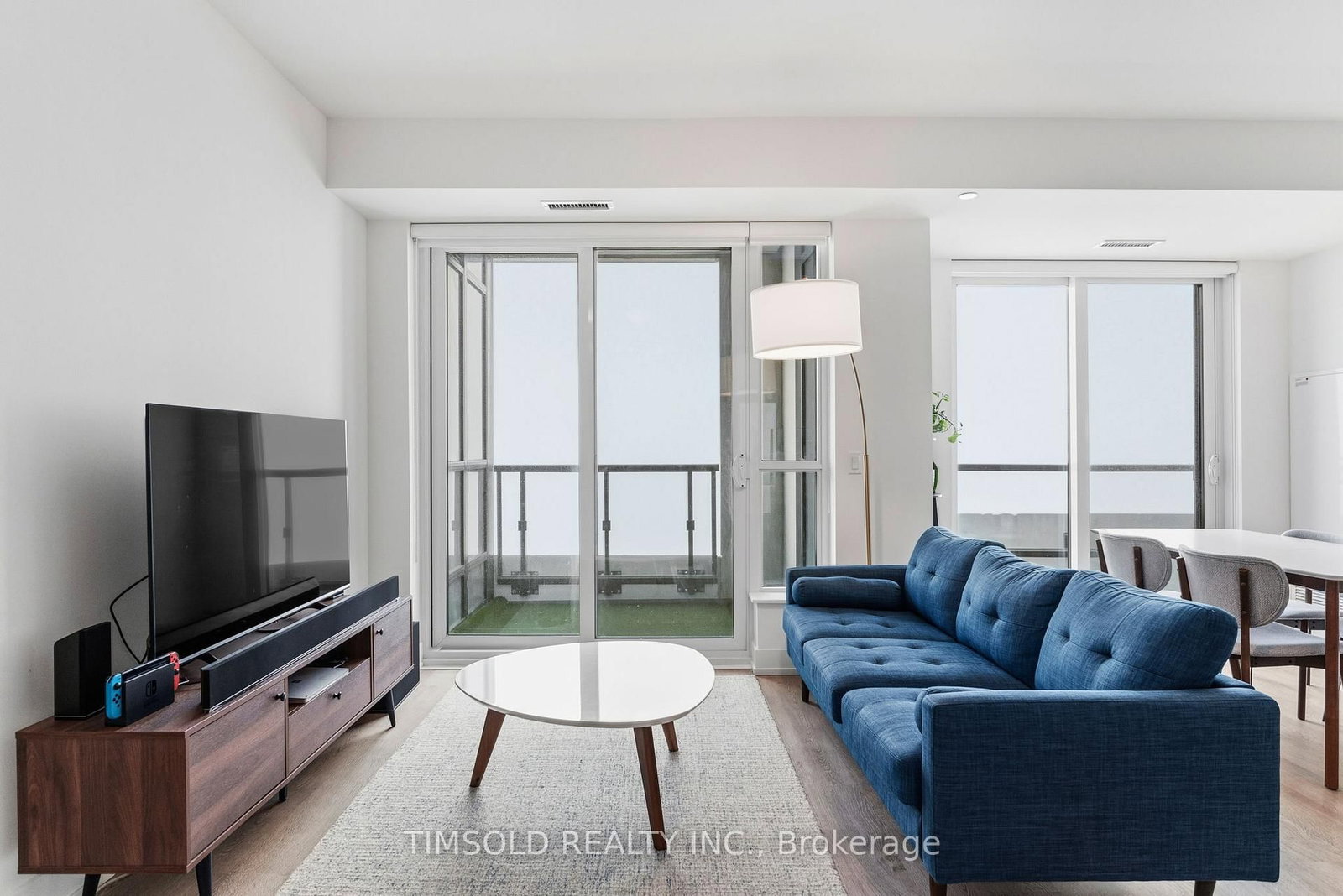 5 Mabelle Avenue, Unit 4136 - Photo 10