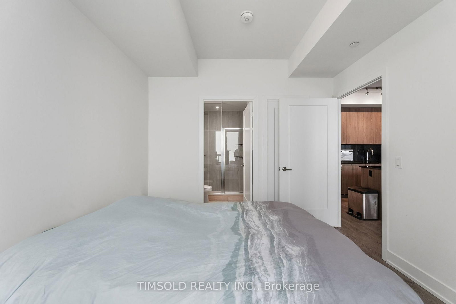 5 Mabelle Avenue, Unit 4136 - Photo 25