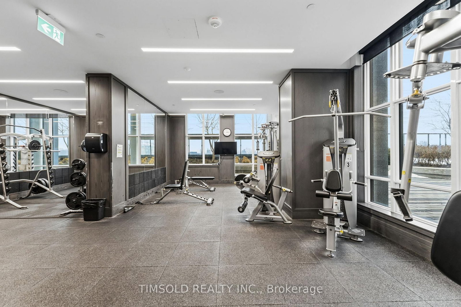 5 Mabelle Avenue, Unit 4136 - Photo 38