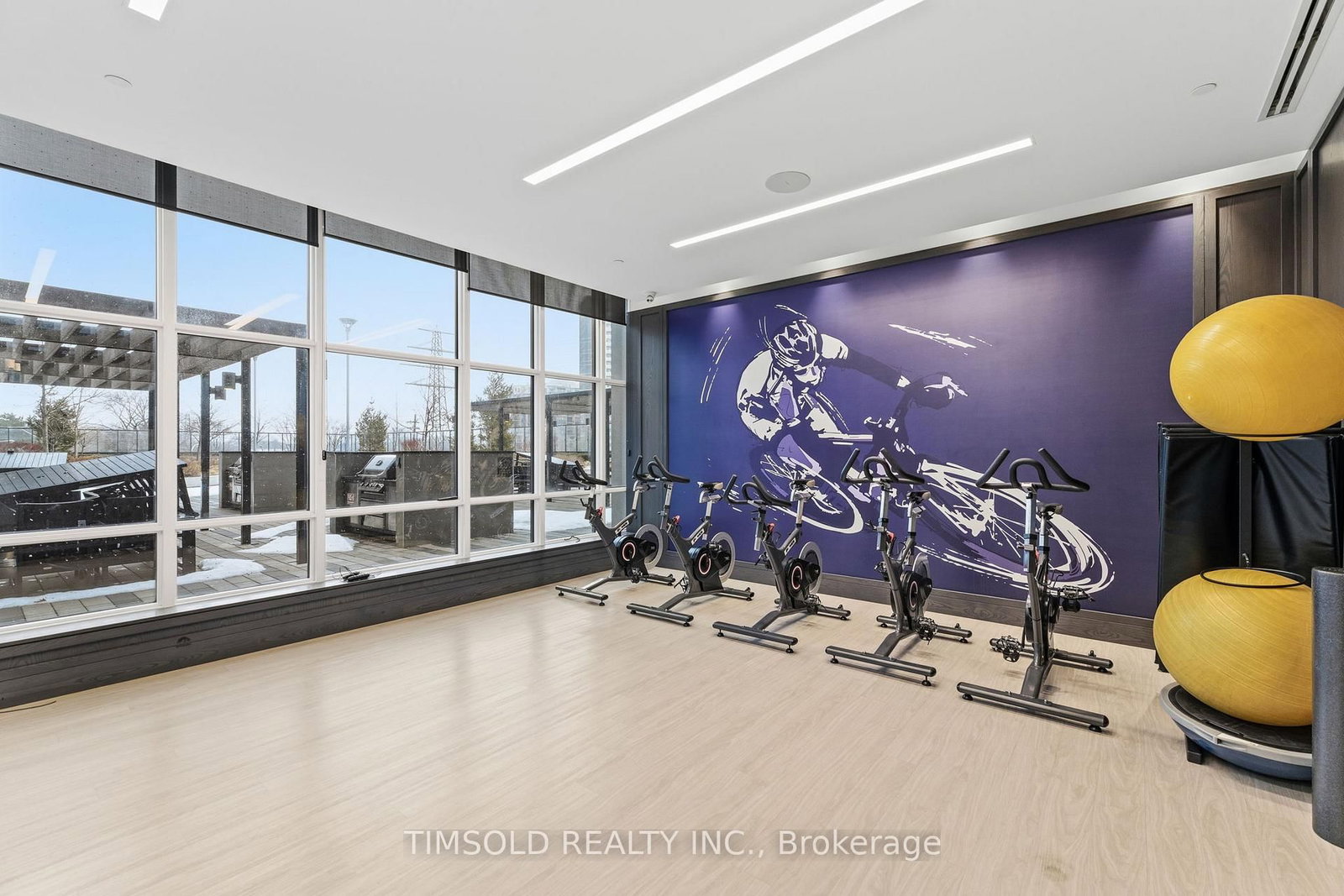 5 Mabelle Avenue, Unit 4136 - Photo 39