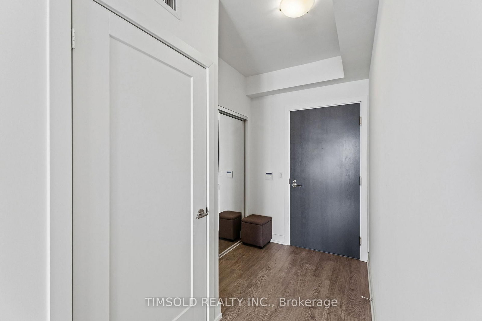 5 Mabelle Avenue, Unit 4136 - Photo 6