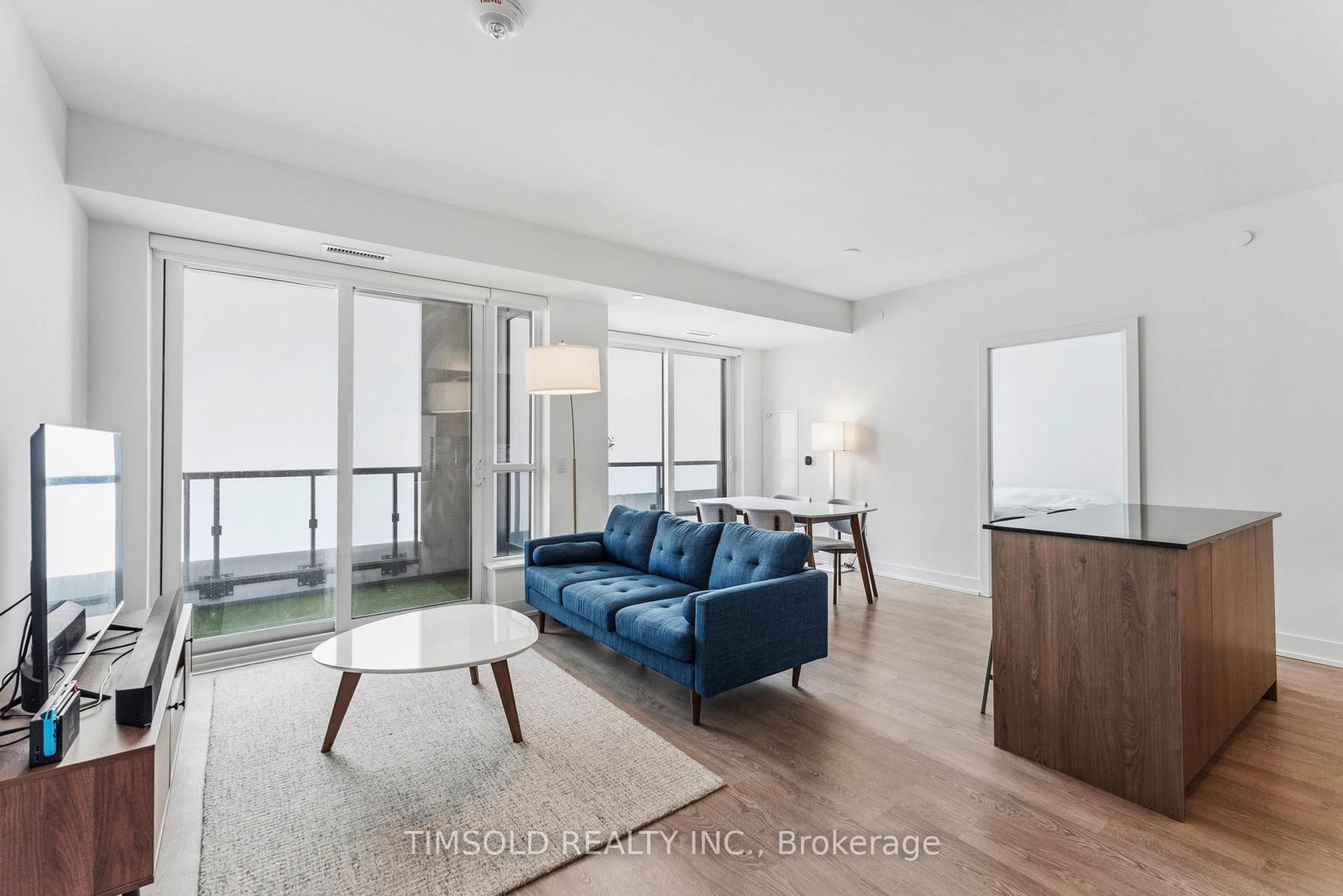 5 Mabelle Avenue, Unit 4136 - Photo 9