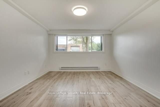 148 Portland Street, Unit Lower - Photo 13