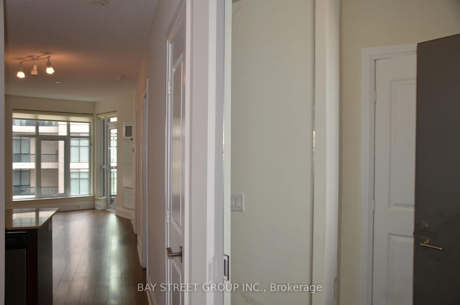1 Old Mill Drive, Unit 802 - Photo 4