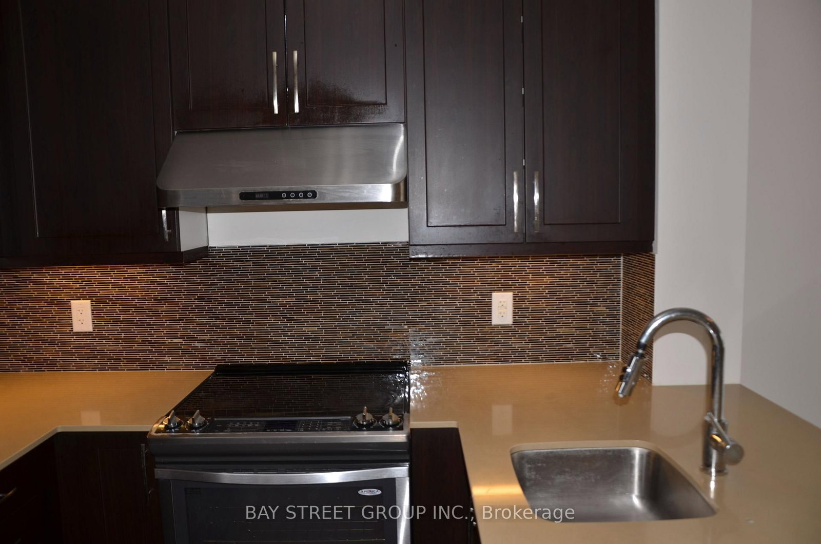 1 Old Mill Drive, Unit 802 - Photo 8