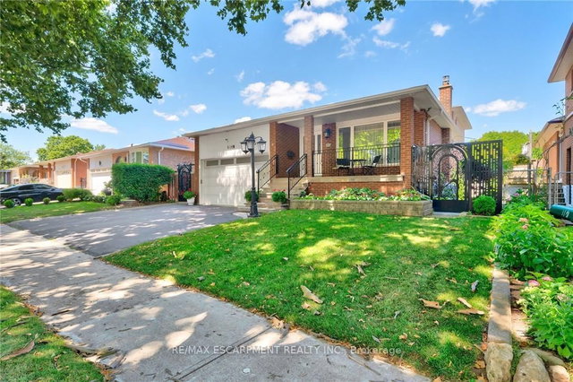 1149 Dowland Crescent