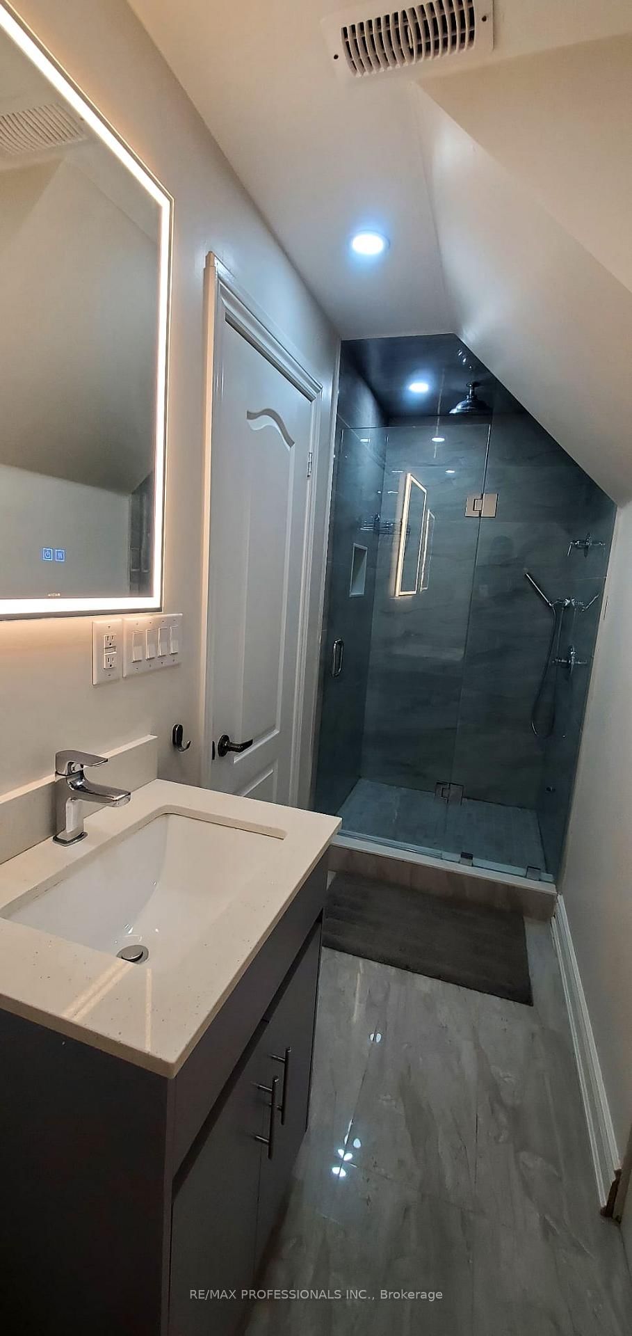 851 Clemens Crescent, Unit BSMT - Photo 13