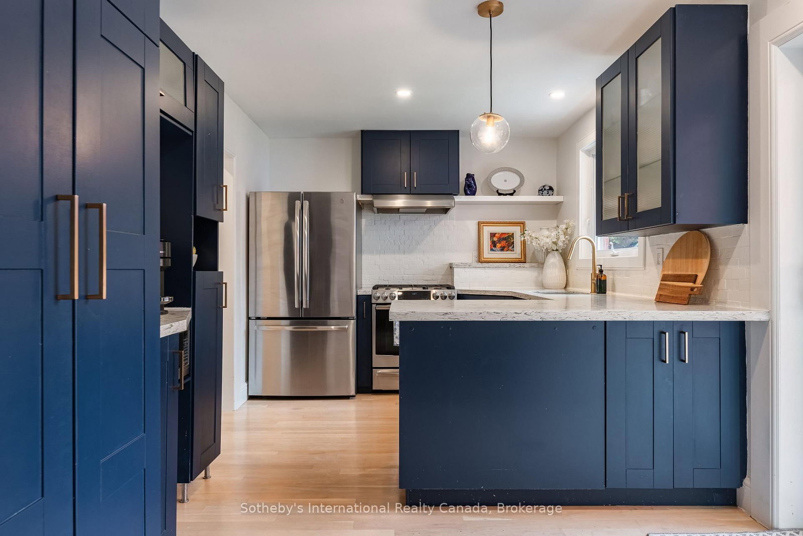 Detached House for sale at 71 North Forster Park Drive, Oakville, Ontario, L6K 1Z4 - Central - MLS: W13021096