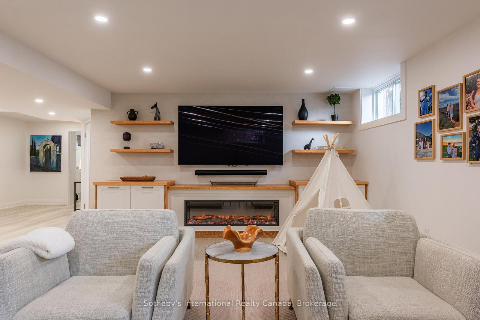 Detached House for sale at 71 North Forster Park Drive, Oakville, Ontario, L6K 1Z4 - Central - MLS: W13021096