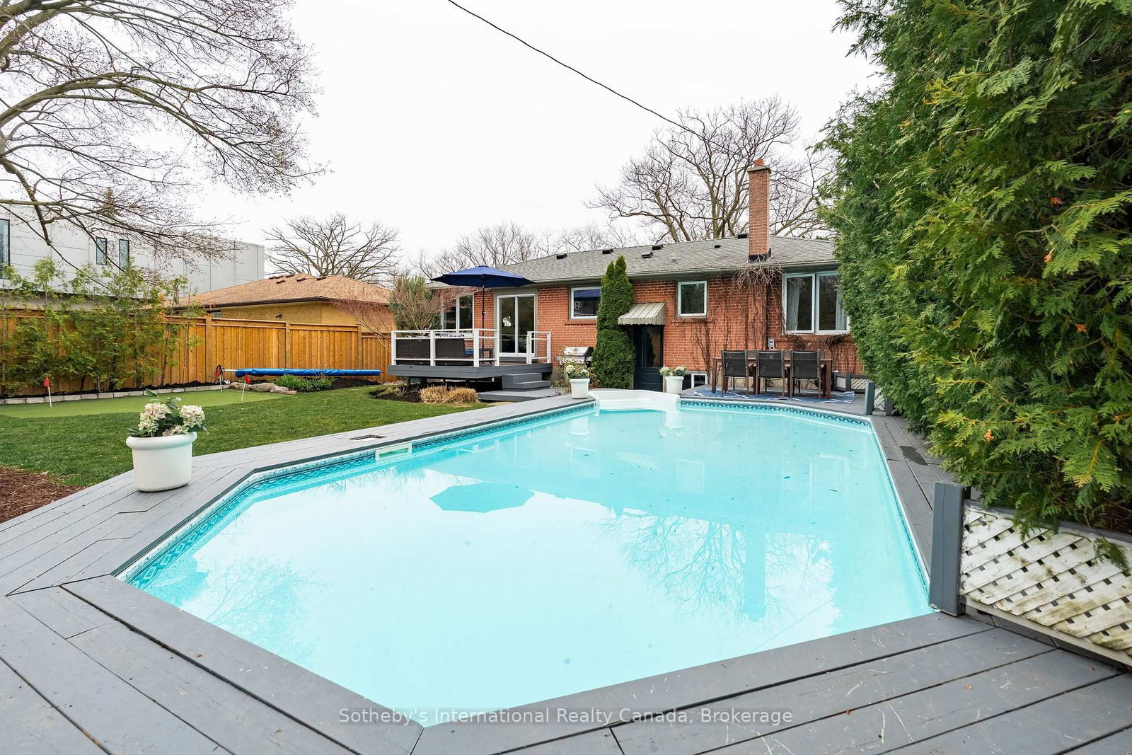 Detached House for sale at 71 North Forster Park Drive, Oakville, Ontario, L6K 1Z4 - Central - MLS: W13021096