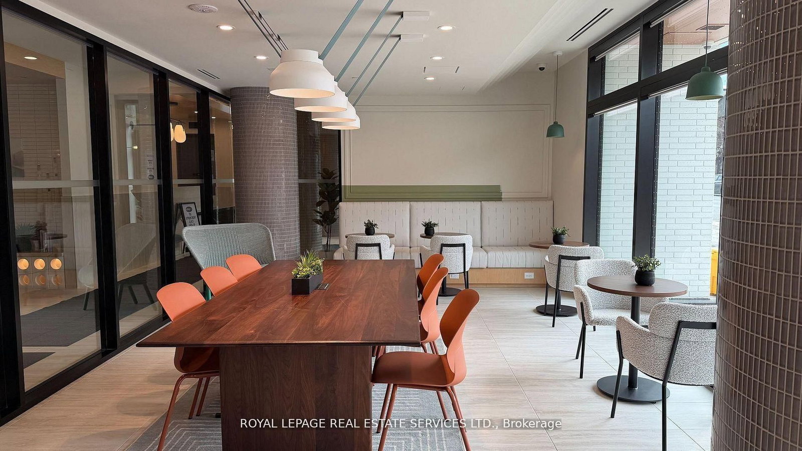 1660 Bloor Street W, Unit 401 - Photo 15