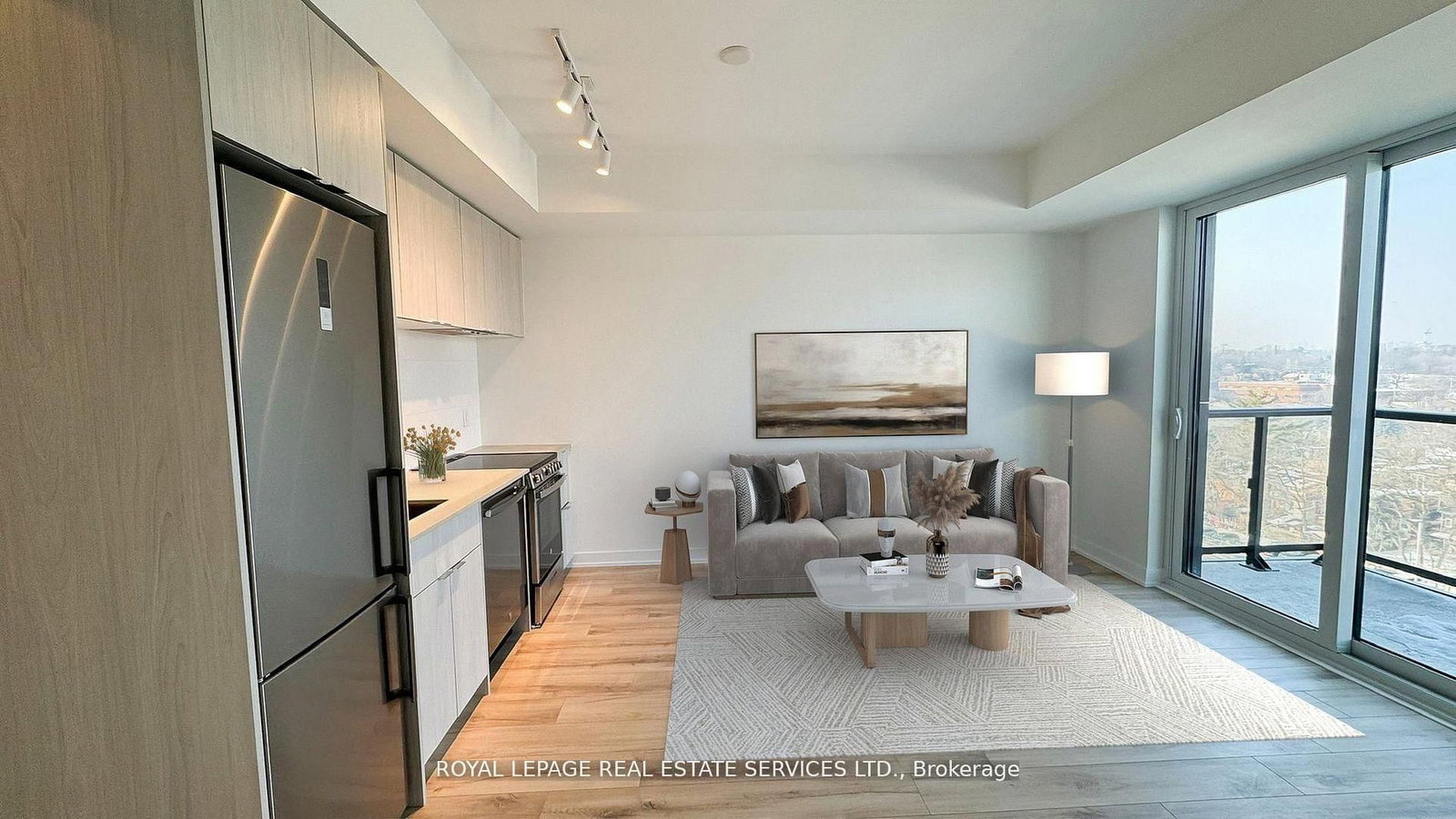 1660 Bloor Street W, Unit 401 - Photo 4