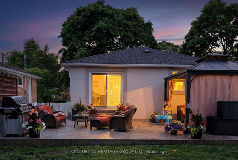 130 Rangoon Rd, Toronto, M9C 4P2 | Image 2