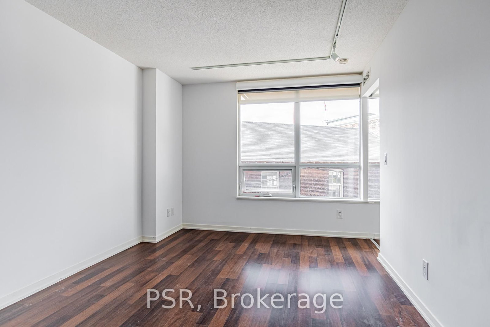 38 Joe Shuster Way, Unit 201 - Photo 9