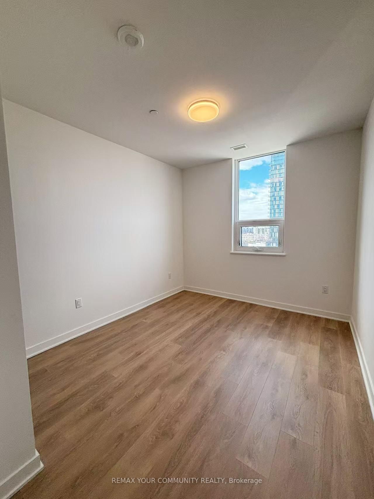 1185 Dupont Street, Unit 807 - Photo 11