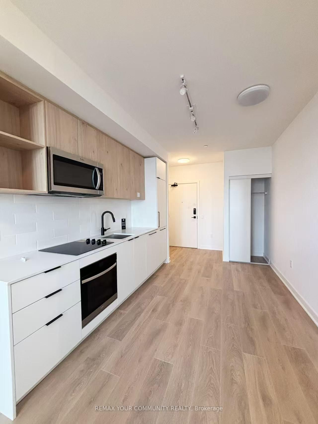 1185 Dupont Street, Unit 807 - Photo 4