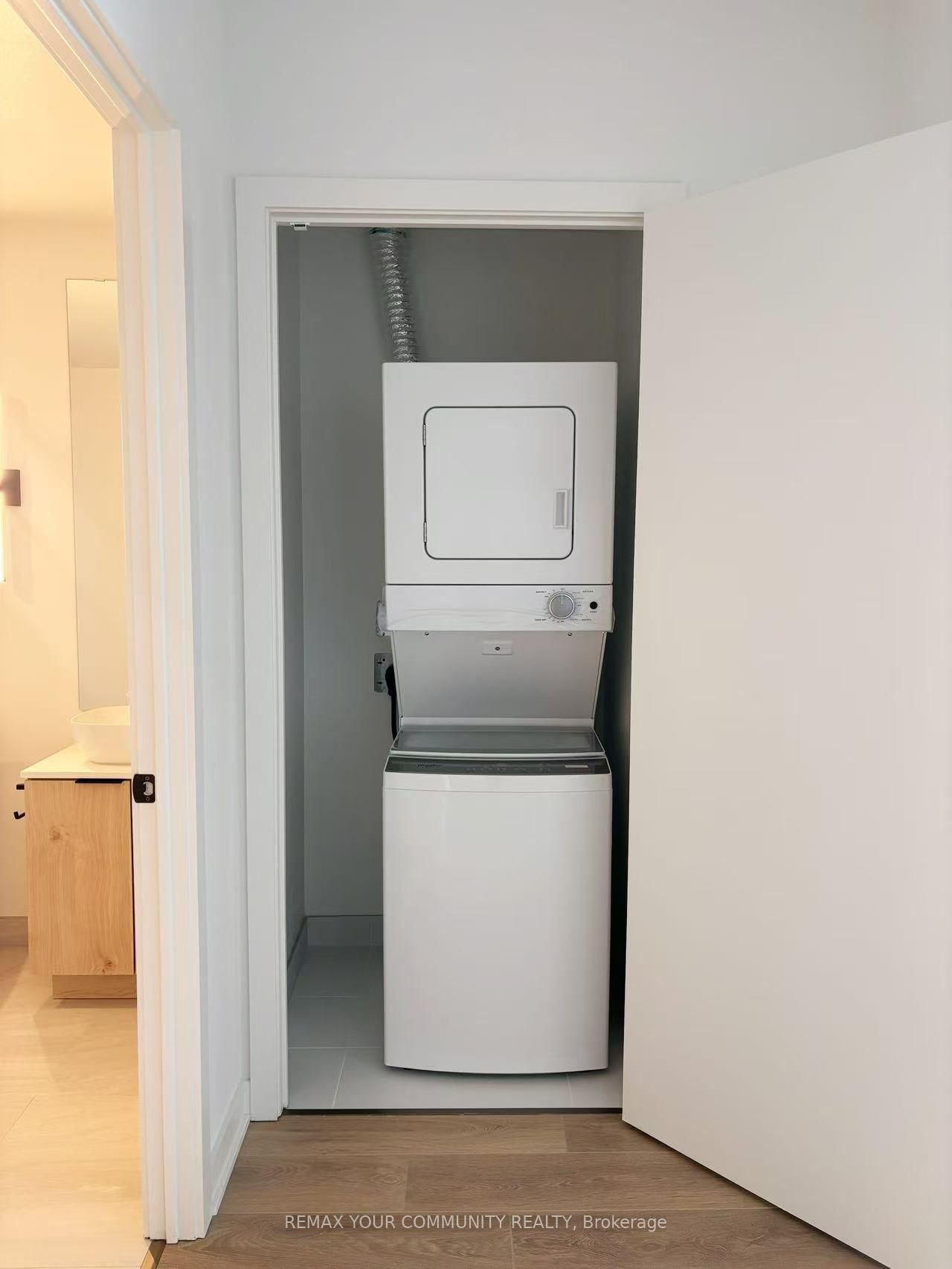 1185 Dupont Street, Unit 807 - Photo 9