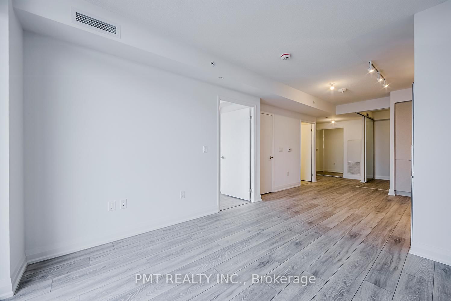 30 Gibbs Road, Unit 2001 - Photo 13