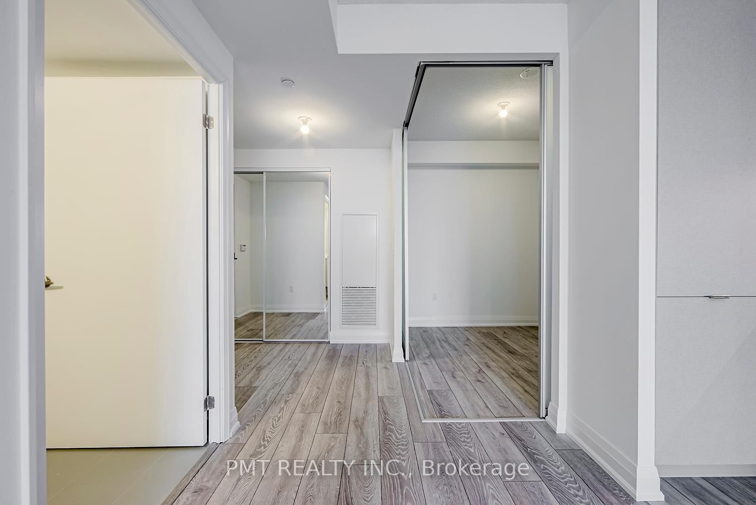 30 Gibbs Road, Unit 2001 - Photo 25