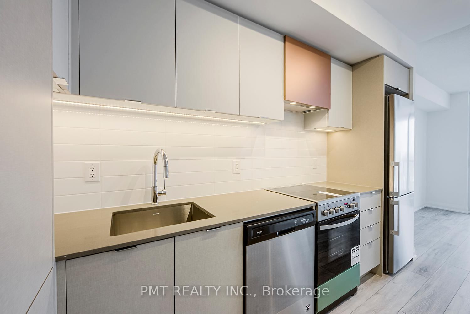 30 Gibbs Road, Unit 2001 - Photo 5