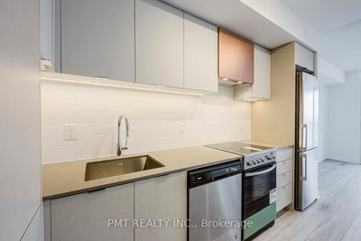 Unit 2001 — 30 Gibbs Road — photo 5