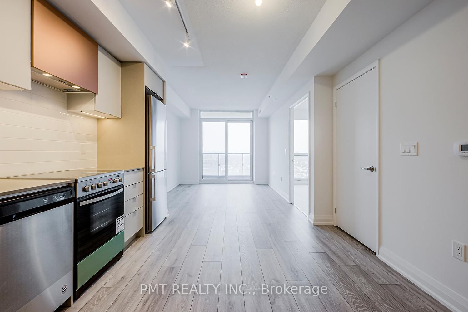 30 Gibbs Road, Unit 2001 - Photo 7