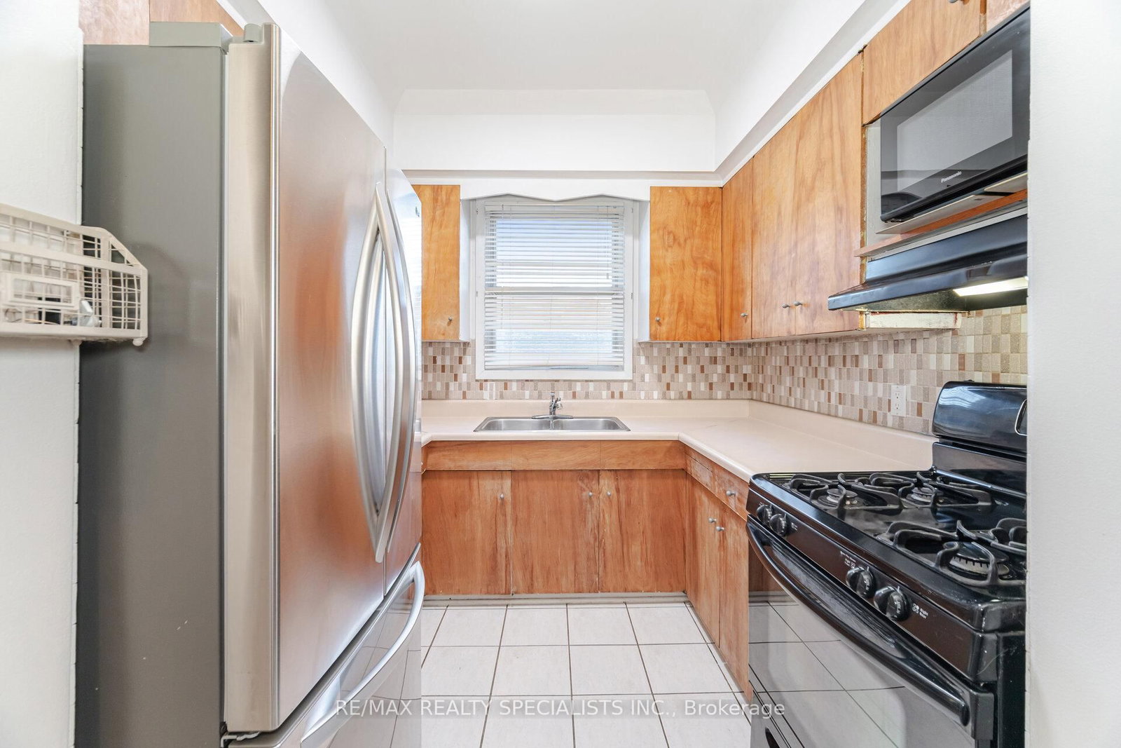 971 Saint Clarens Avenue - Photo 21