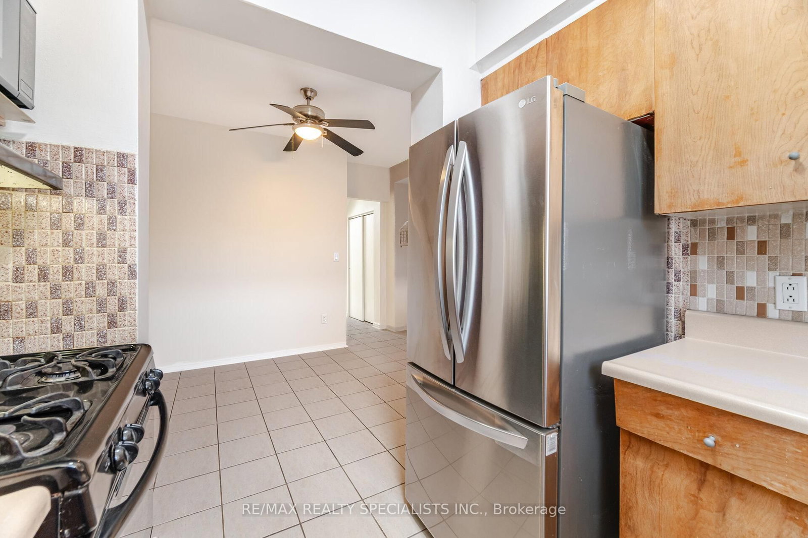 971 Saint Clarens Avenue - Photo 23