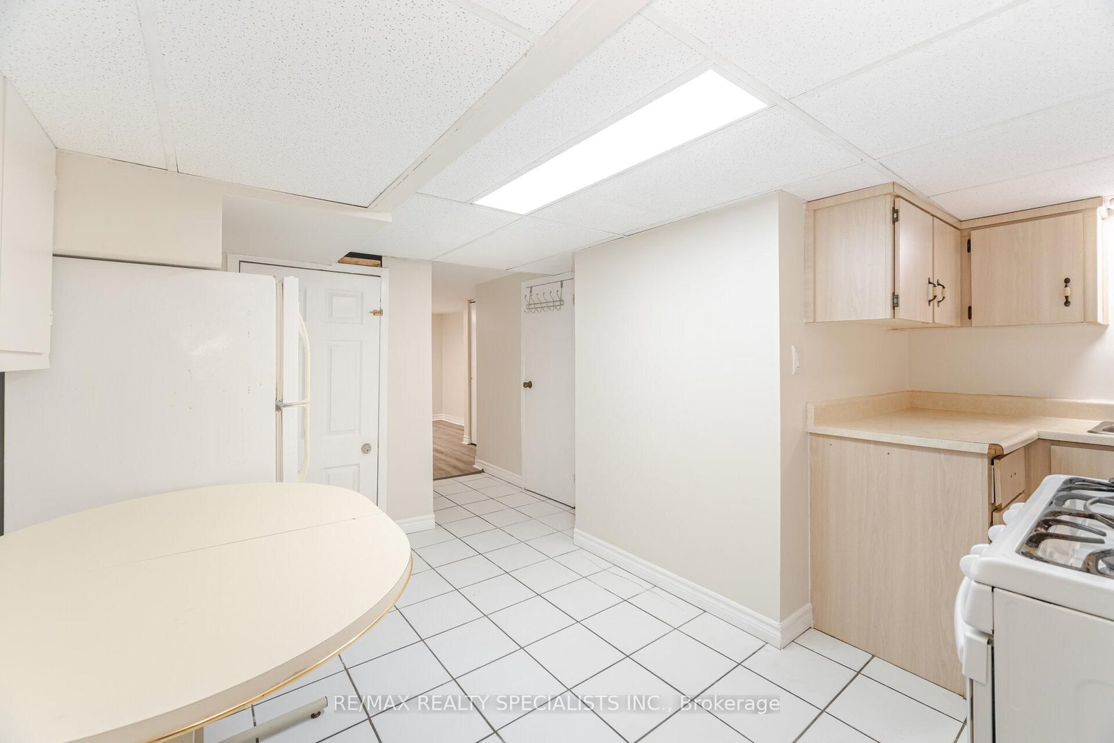 971 Saint Clarens Avenue - Photo 29