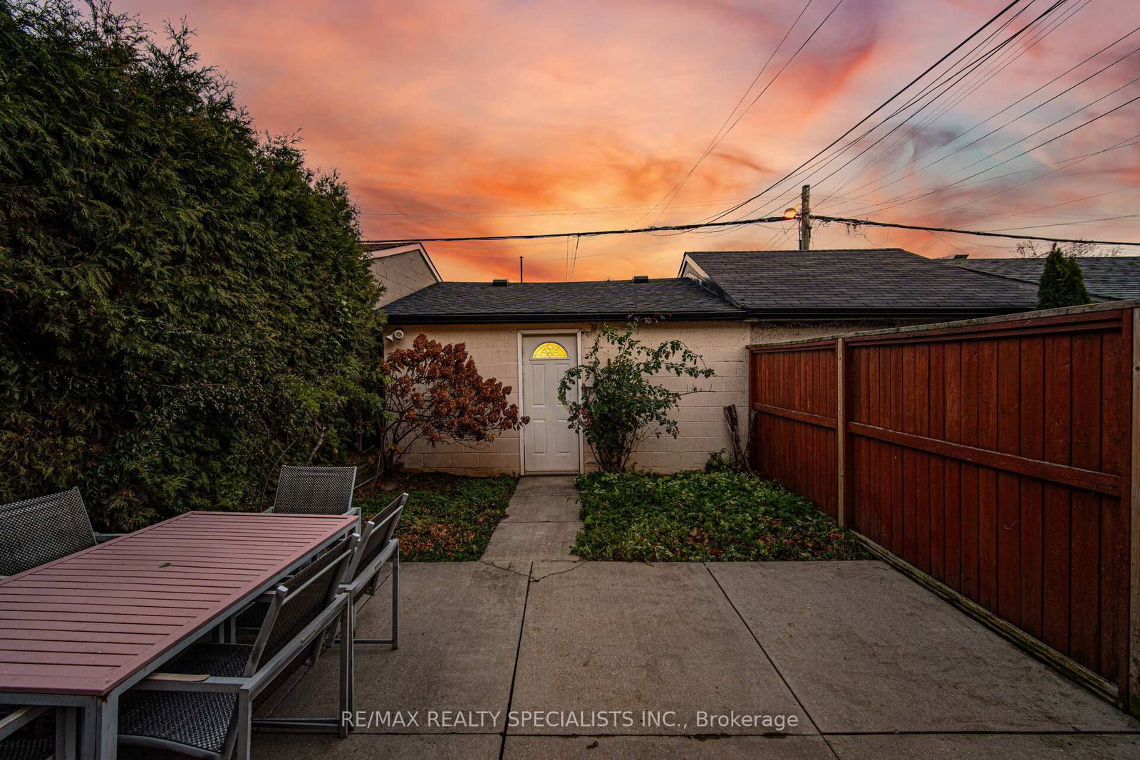 971 Saint Clarens Avenue - Photo 48