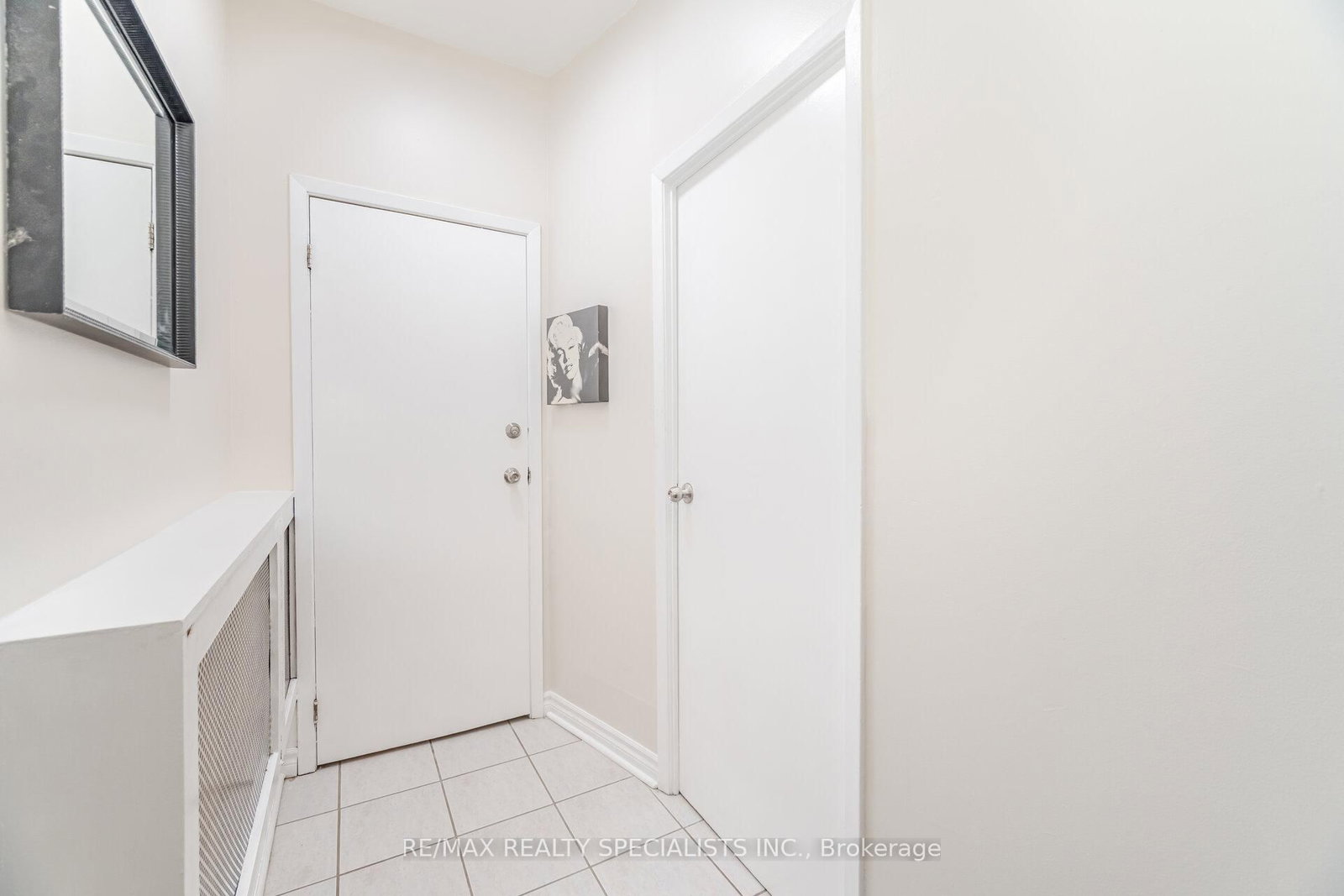 971 Saint Clarens Avenue - Photo 6