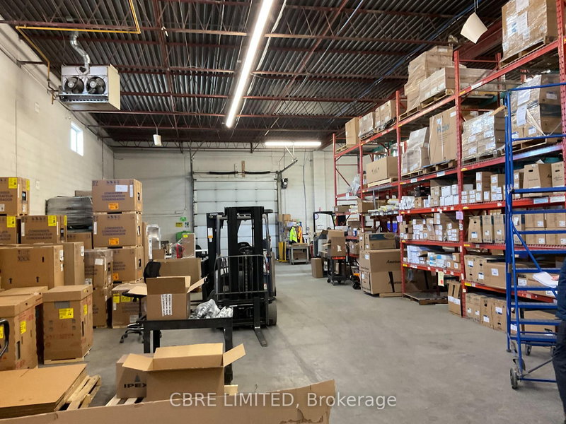 5235 Timberlea Blvd, Mississauga, L4W 2S3 | Image 3