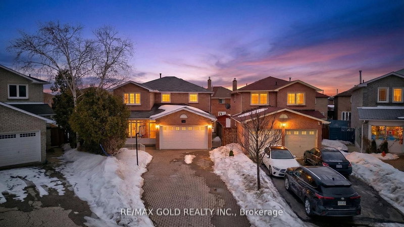 16 Rodwell Crt, Brampton, Ontario