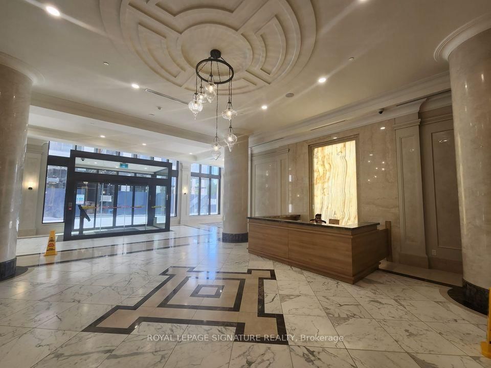 36 Elm Drive, Unit 3205 - Photo 2