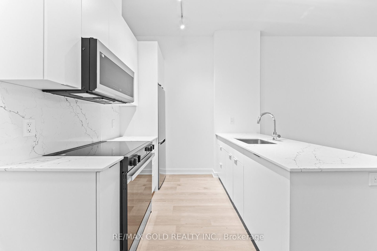 2075 Lakeshore Road, Unit 214 - Photo 23