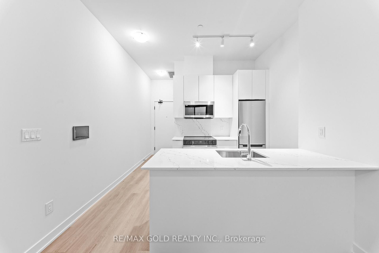 2075 Lakeshore Road, Unit 214 - Photo 26