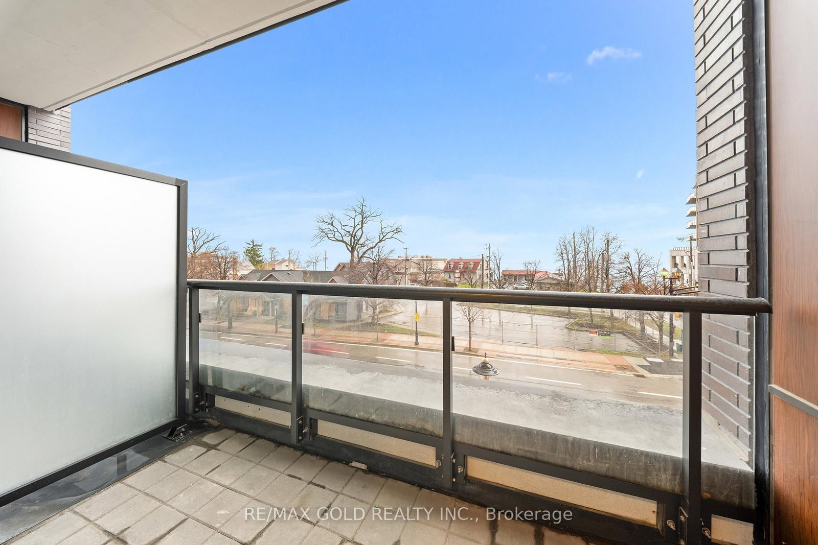 2075 Lakeshore Road, Unit 214 - Photo 38