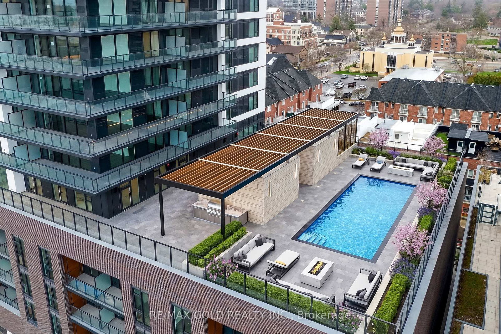 2075 Lakeshore Road, Unit 214 - Photo 41